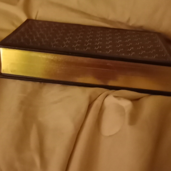 Herman Melville's Moby Dick for the whale - Picture 5 of 6